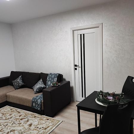 Apartament In Бузеу Екстер'єр фото