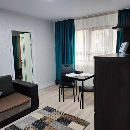 Apartament In Бузеу Екстер'єр фото